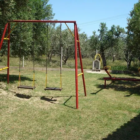 Romantic Getaway In With Pool *