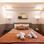 Romantic Getaway In With Pool Апартаменты Геракини