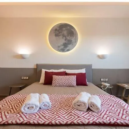 Apartment Romantic Getaway In With Pool Gerakini