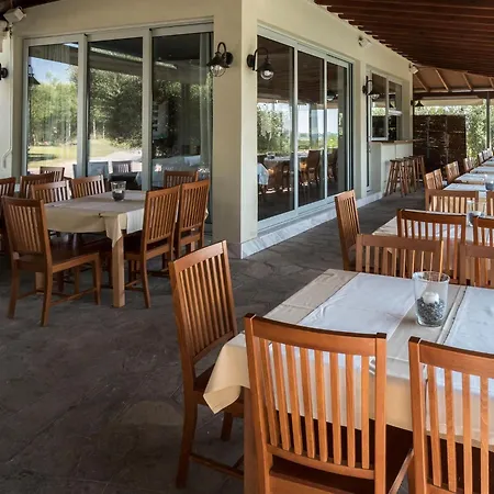 Romantic Getaway In With Pool Lägenhet *