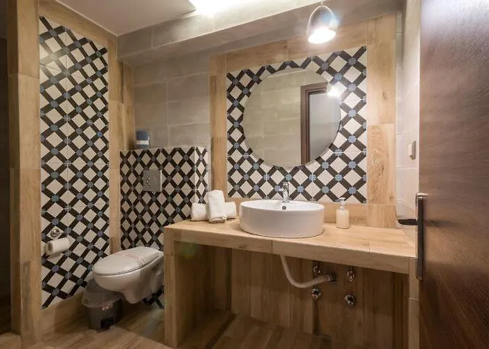 Romantic Getaway In With Pool 公寓 *