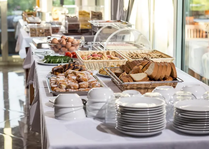 Romantic Getaway In With Pool * 基拉奇尼