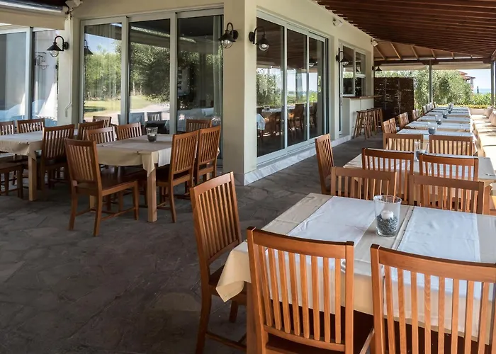 Romantic Getaway In With Pool 公寓 *