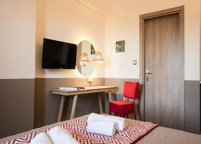 Romantic Getaway In With Pool 公寓 基拉奇尼